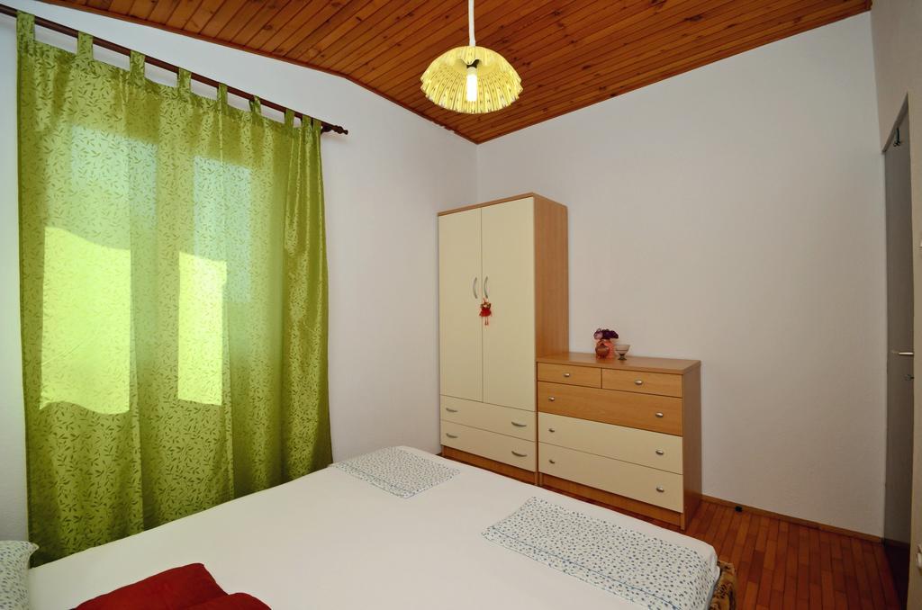 Apartments Katica トロギール エクステリア 写真